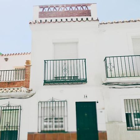 Soleada Casa En Nerja Villa Exterior photo